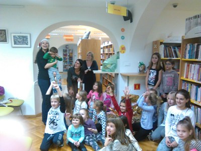 STARTALE KNJIŽNIČNE BOŽIĆNE RADIONICE TE PROGRAM ADVENT U SENJU