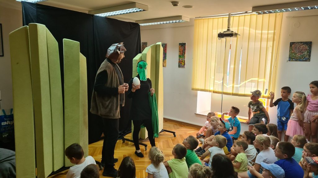 KAZALIŠNA PREDSTAVA „NEMAŠ POJMA, GRIZLIJANE“