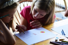 I oni žive u našoj sredini: susret s književnicom Jelenom Pervan